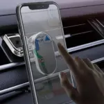 🚘 Alloy Folding Magnetic Car Phone Holder - Image 5